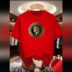 Men's Bougie Gold Medusa Print On A Red T-shirt